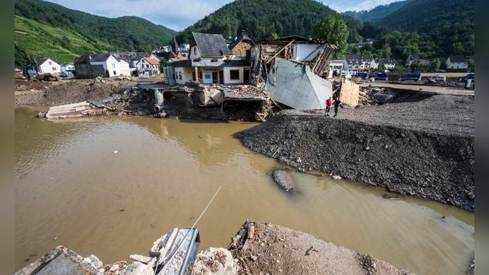 Video: Wiederaufbau nach Flutkatastrophe: Länder sollen 30 Jahre lang zahlen