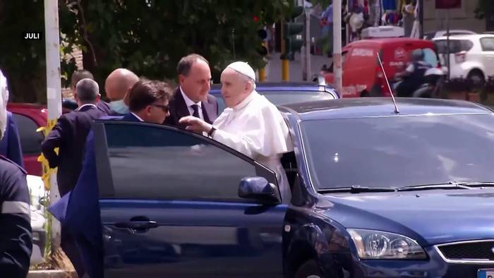 Video: Einen Monat nach der OP: Rom spekuliert über Papst-Rücktritt