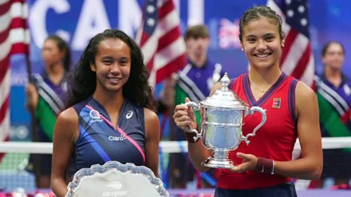 News video: Sogar die Queen gratuliert: Britin Emma Raducanu (18) siegt bei US Open