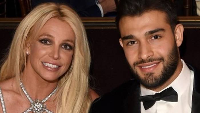 Video: She did it again: Britney Spears hat sich verlobt