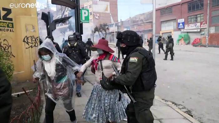 Video: Zusammenstöße zwischen Koka-Bauern und der Polizei in La Paz
