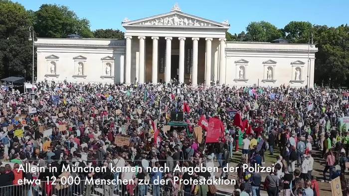 News video: Tausende Menschen demonstrieren für mehr Klimaschutz