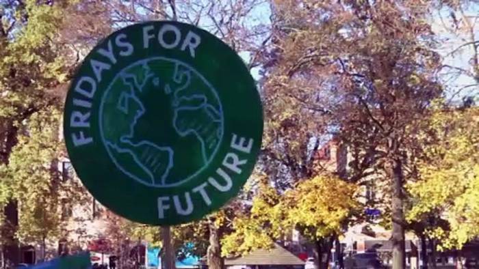 Video: Zehntausende demonstrieren für bessere Klimapolitik