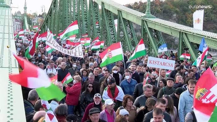 Video: Wahlkämpfer Orbán kritisiert EU: 