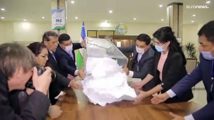 Video: Präsidentenwahl in Usbekistan: Auszählung läuft, Ausgang ist gewiss