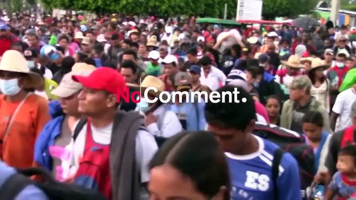 News video: Migrantenkarawane: Mehr als 2000 Menschen brechen aus Tapachula auf