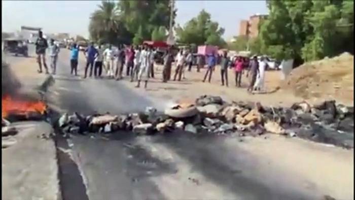 Video: Putschisten General in Sudan: Abgesetzter Premier 