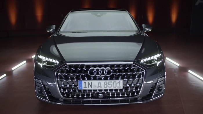 News video: Der Audi A8 - Digitale Matrix LED-Scheinwerfer und OLED-Heckleuchten