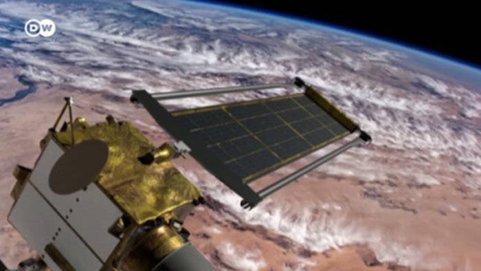 Video: Raumsonde DART unterwegs zur Asteroiden-Abwehr