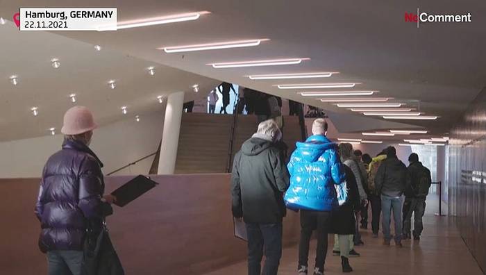 News video: Hamburg: Elbphilharmonie wird zum Impfzentrum