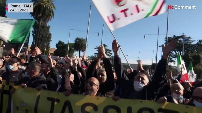 News video: Wütende Taxifahrer auf den Straßen Roms