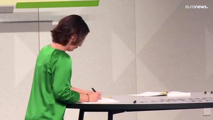 News video: Berlin: Koalitionsvertrag unterzeichnet
