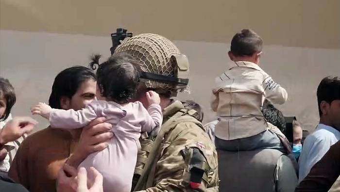 Video: Britischer Whistleblower sagt aus: Afghanistan-Evakuierung 