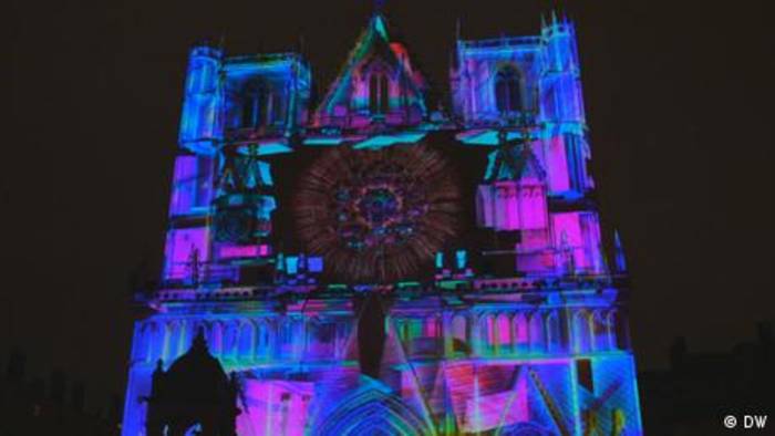 Video: Fête des Lumières: Licht-Spektakel in Lyon