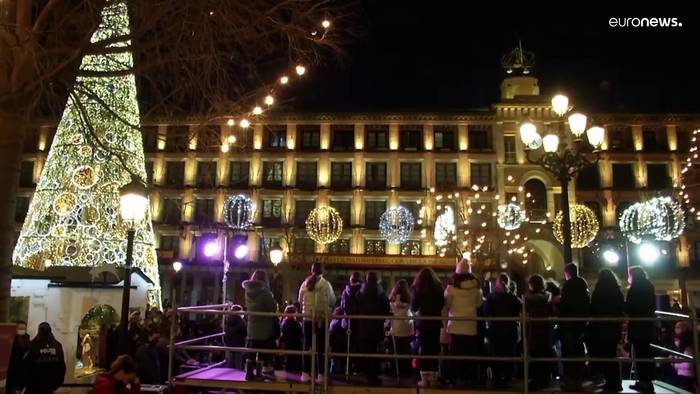 Video: Lecker: Marzipanaale aus Toledo zu Weihnachten