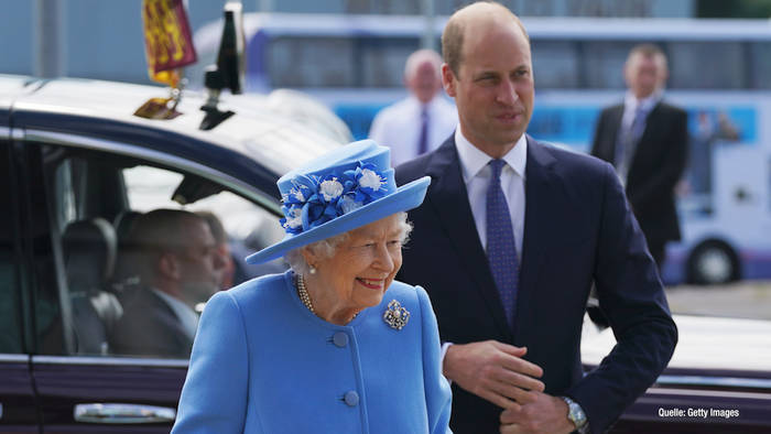 Video: Angst vor Helikopter-Unglück: Queen Elizabeth sorgt sich um Prinz William