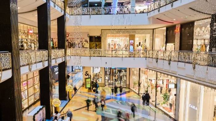 Video: Lieferprobleme im Einzelhandel bremsen Weihnachtsgeschäft