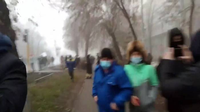 News video: Dramatische Bilder der Krise in Kasachstan: 200 Festnahmen bei Protest gegen Gaspreise