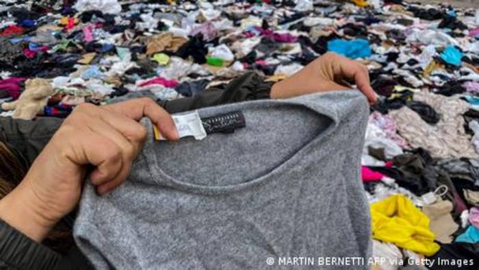 Video: Wenn neue Kleidung im Müll landet