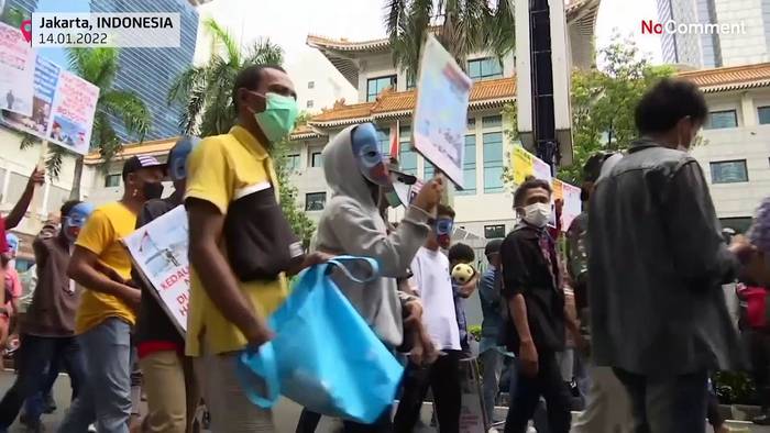 News video: Boykottaufruf: Dutzende protestieren in Indonesien gegen Olympia