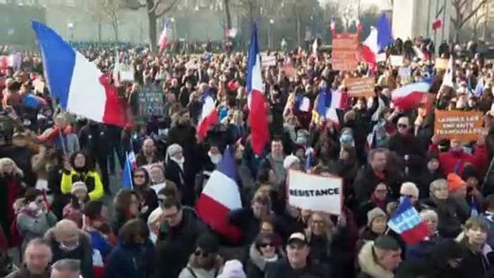 Video: Paris, Wien, Athen oder Rom - In vielen Städten haben Tausende Impfgegner protestiert