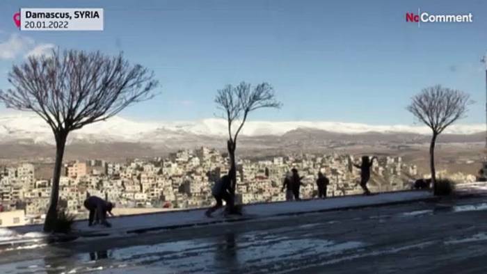News video: Schneesturm fegt auch über Damaskus - zur Freude der Kinder