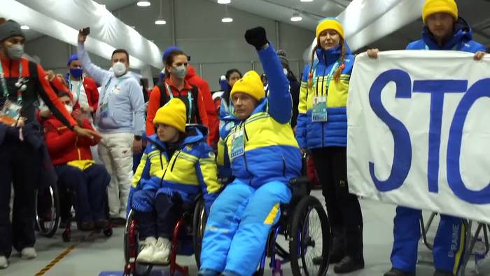 Video: Eröffnung der Paralympics: Ukraine fordert Frieden, deutscher Protest nicht im Bild