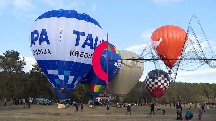 Video: Moralische Unterstützung von oben: Ballon-Festival für die Ukraine
