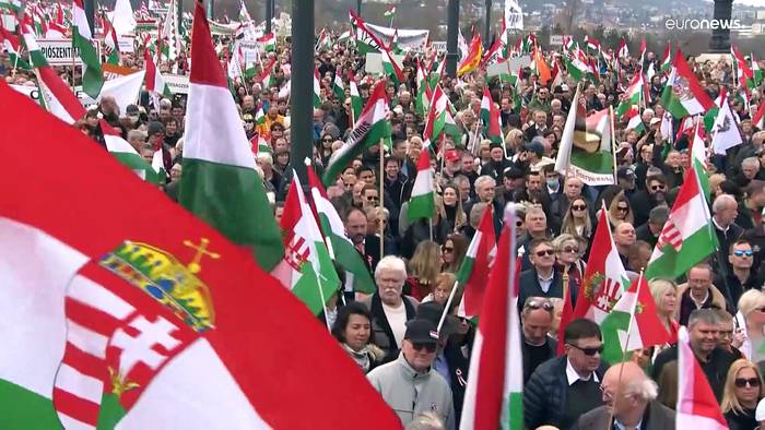 Video: Ungarns Dilemma: 
