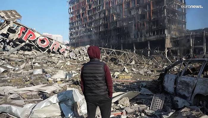 Video: Kiew: Tödlicher Angriff auf Einkaufszentrum - erstmals Beschuss von Odessa