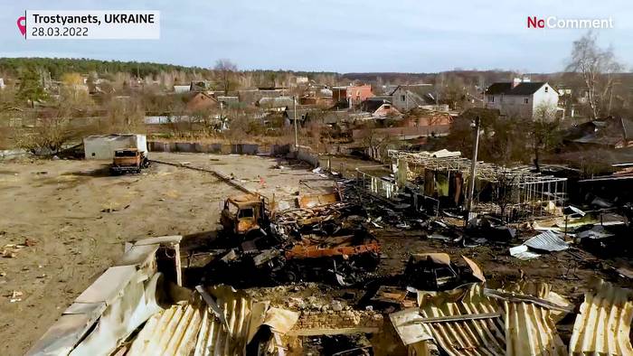 Video: Zerstörte Städte und zurückgelassene Panzer: So sieht es in Trozjanest aus