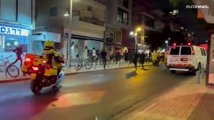 Video: Nach stundenlanger Suche: Israelische Polizei tötet mutmaßlichen Attentäter von Tel Aviv