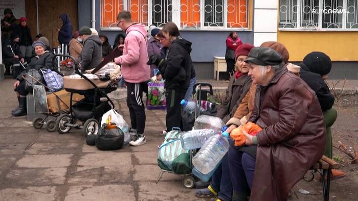 Video: Warten auf die Russen: Dauerregen könnte Großangriff im Osten verzögern
