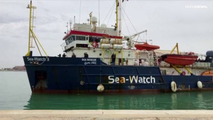 News video: Irrfahrt beendet: 210 Geflüchtete verlassen deutsche Sea Watch 3