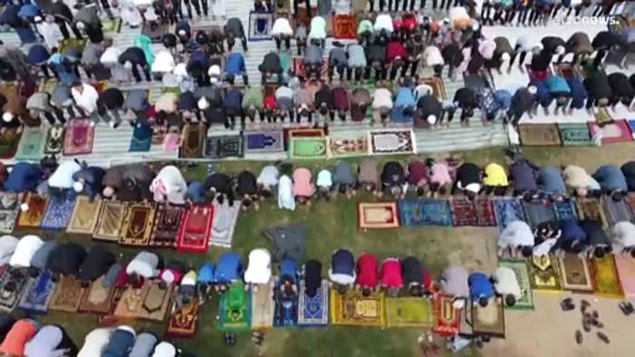 News video: Fastenmonat Ramadan geht zuende: Muslime feiern das Fest Eid al-Fitr