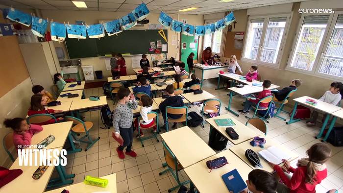 Video: Schwieriger Neubeginn: Ukrainische Kinder in Frankreichs Schulen