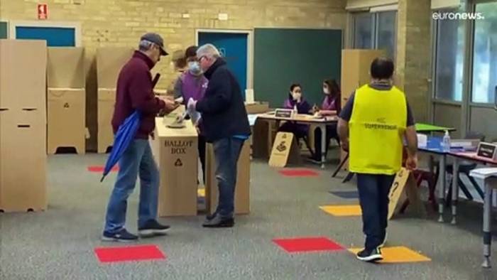 News video: Nach 10 Jahren Opposition - Laborregierung liegt bei Parlamentswahl in Australien uneinholbar vorn