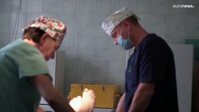 Video: Dienst im Krieg: Ärzte aus Butscha berichten