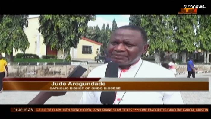 Video: Anschlag auf katholische Kirche in Nigeria - rund 50 Tote, viele Kinder