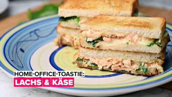 Video: Home-Office-Toastie: Lachs-Spinat-Sandwich mit Käse