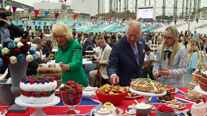 News video: Jubiläumslunch mit Torte: Stargäste waren Prinz Charles und Camilla