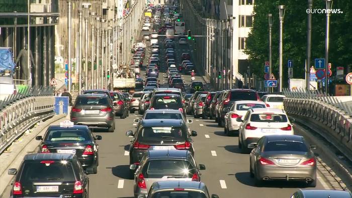 News video: Nach dem Verbot von Brennstoffmotoren: Werden Elektroautos erschwinglich?
