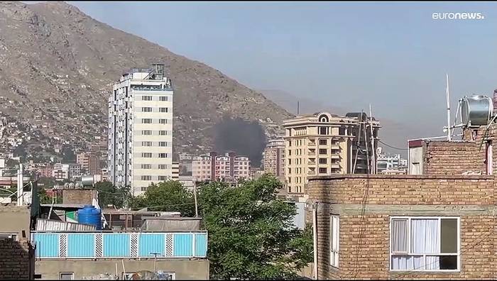 Video: Anschlag auf religiöse Minderheit: Bewaffnete stürmen Sikh-Tempel in Kabul
