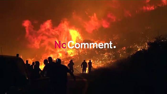 Video: Waldbrände in Griechenland breiten sich schnell aus