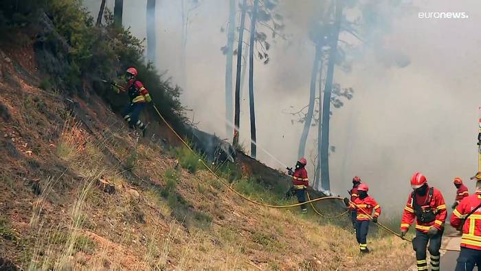 Video: Bis zu 45 Grad Hitze in Portugal: Die Angst vor neuen Bränden wächst