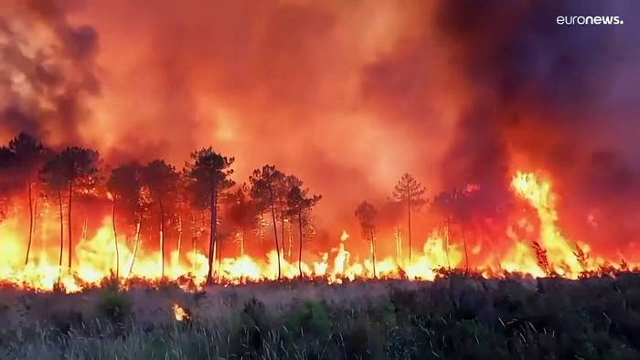 Video: Flammeninferno in Südwesteuropa: Spanien meldet zwei Todesopfer, darunter ein Feuerwehrmann