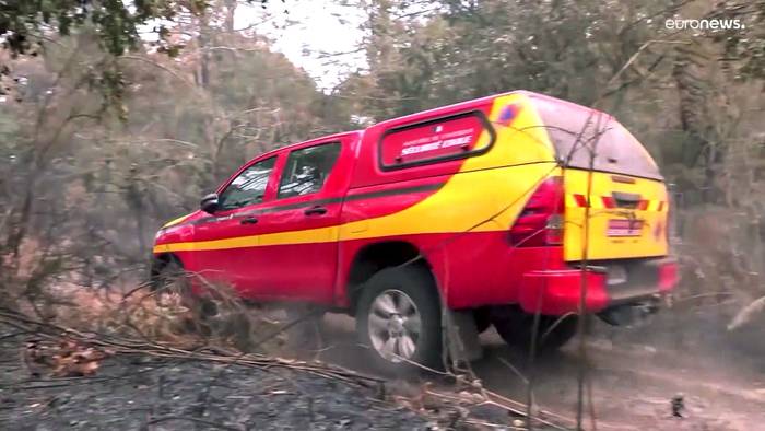 Video: Waldbrände in Südeuropa: Feuerwehr unermüdlich im Einsatz