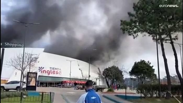 News video: Badeort Punta del Este: Großbrand im Einkaufszentrum