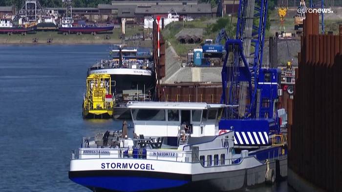 Video: Niedrigwasser am Rhein: Sorge um Auswirkungen auf die Wirtschaft wächst