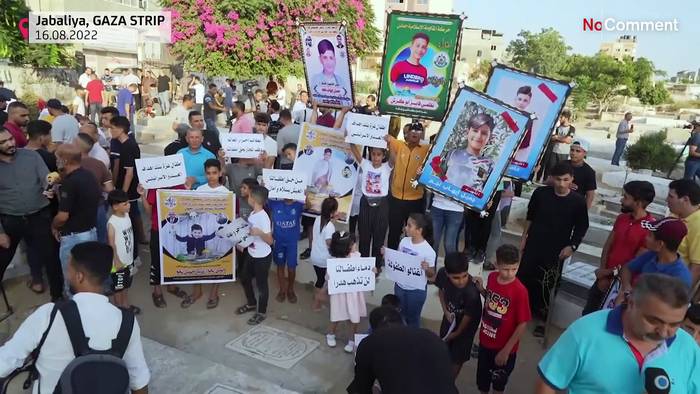 Video: Protest auf dem Friedhof: Palästinenser erinnern an getötete Kinder